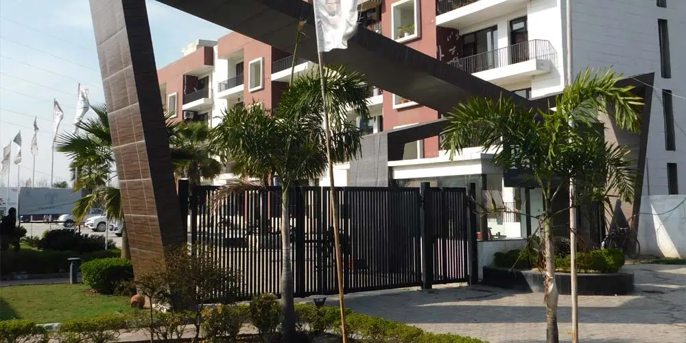 ubber palm heights dera bassi