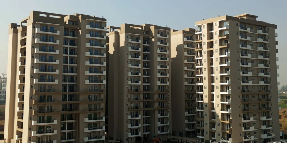 uptown skylla apartments